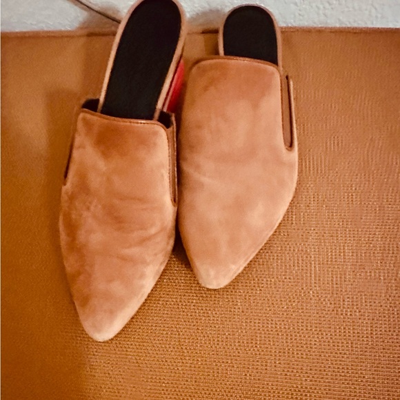 Jenni Kayne Chic Minimalist Camel Suede Mule Flats Made in Italy Retail$395 - Picture 3 of 5